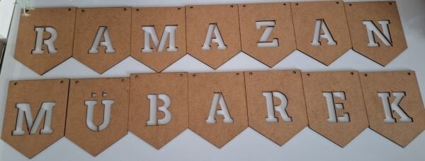 Ebrulisler Ahşap Ramazan Mübarek Flama 14 adet Harf